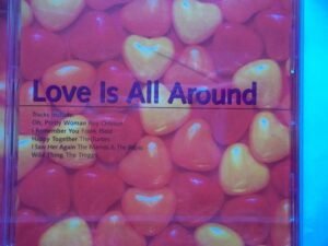Love is All Around - Various Artists (CD)